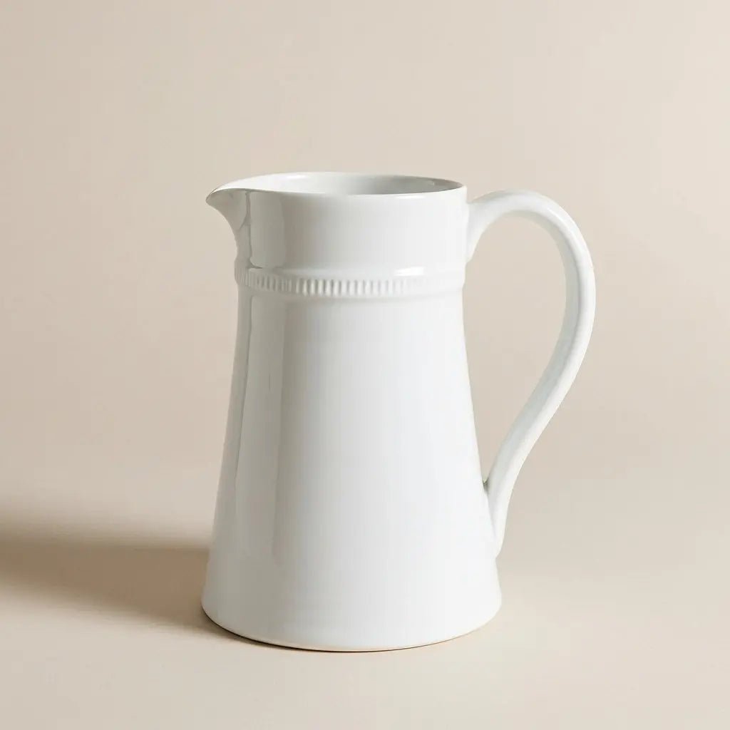TILHA- Pichet en céramique nervuré