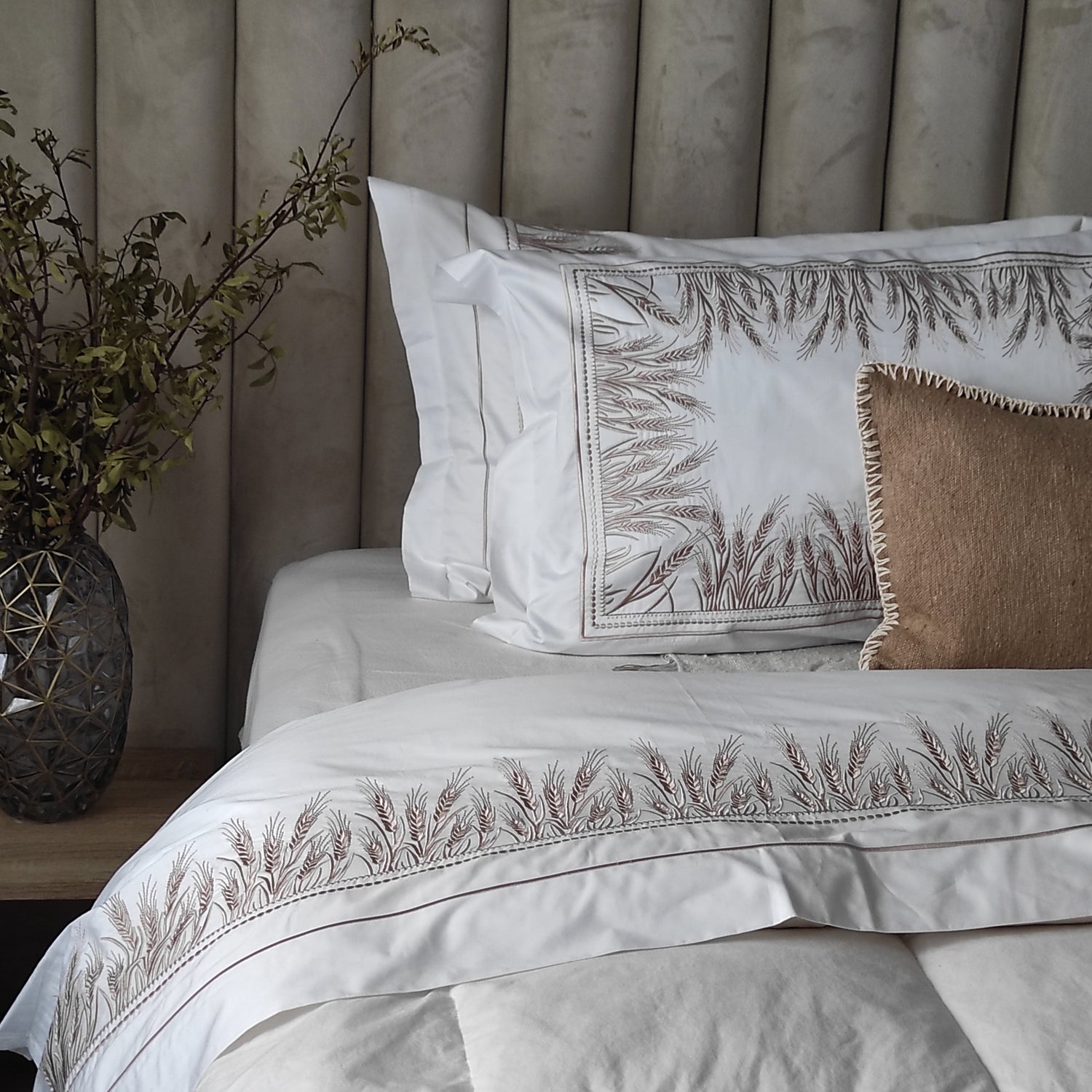 SHEAF- Embroidered Bedding Set