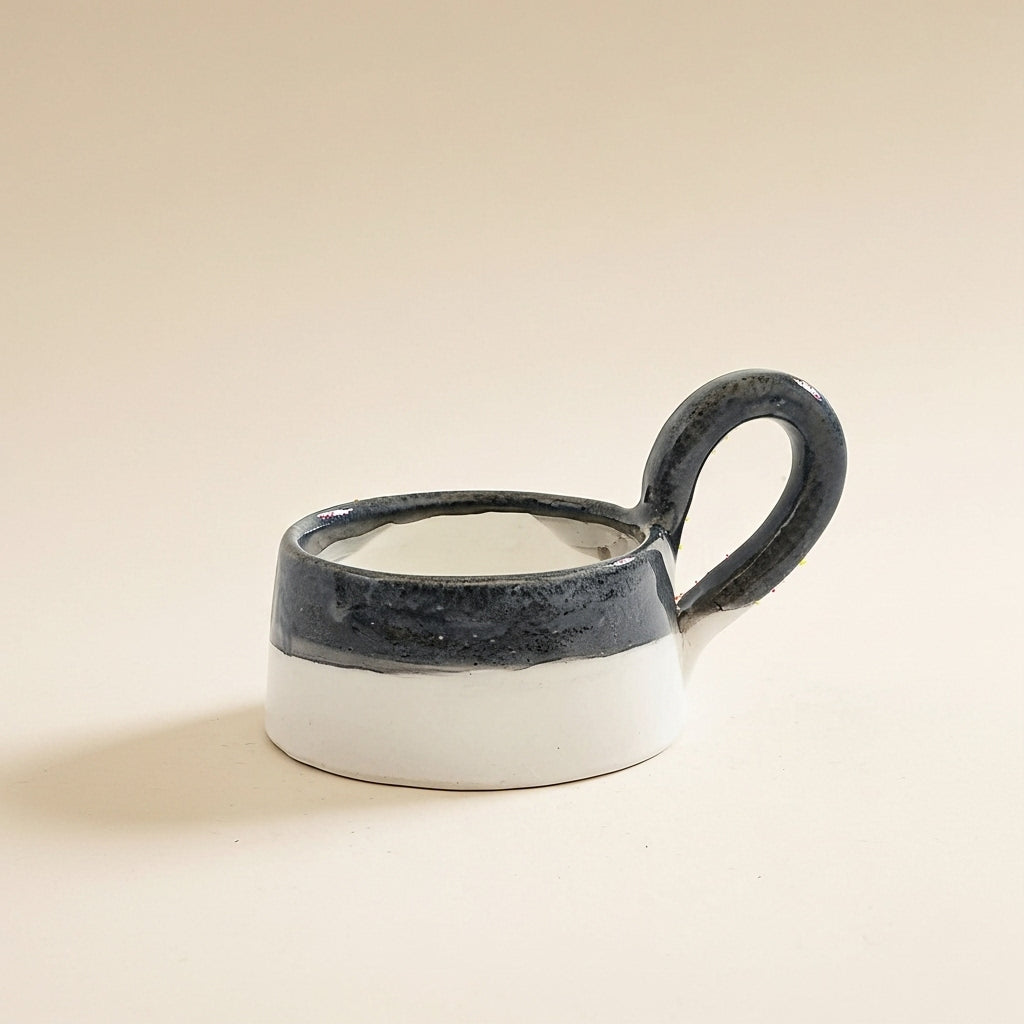 Porte bougie gris en céramique ORGUENDA UNIVERS